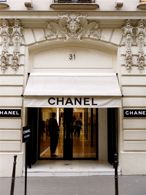 best chanel boutique in paris